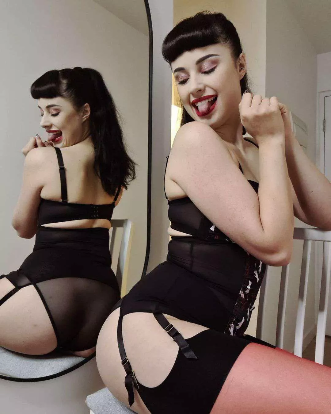 💋💋💋👅👅👅