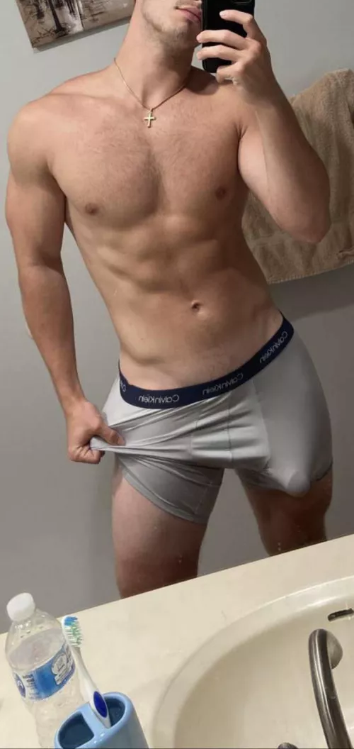 18 with a 9 inch cock, would you let me fuck you?