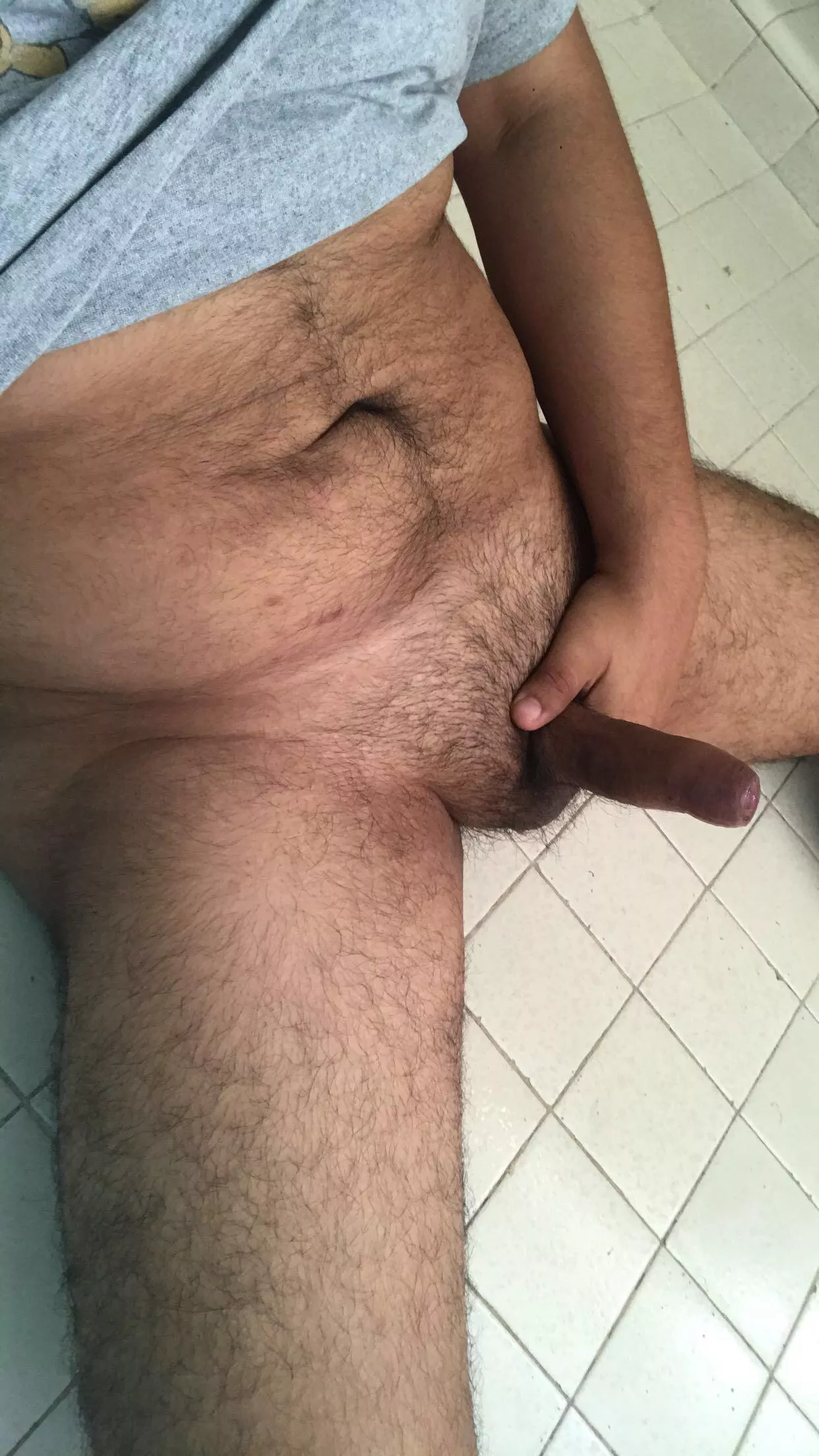 19 m mexican hairy chubby, small dick, more pics in profile, let’s have fun. Sc: F_escalante3861
