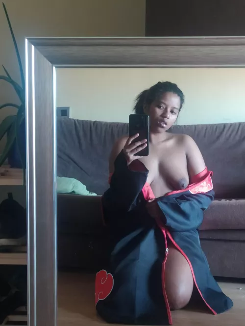 👻21 years old👻black naughty girl👻anime lover👻custom content👻always horny 👻sexting👻Daily content👻