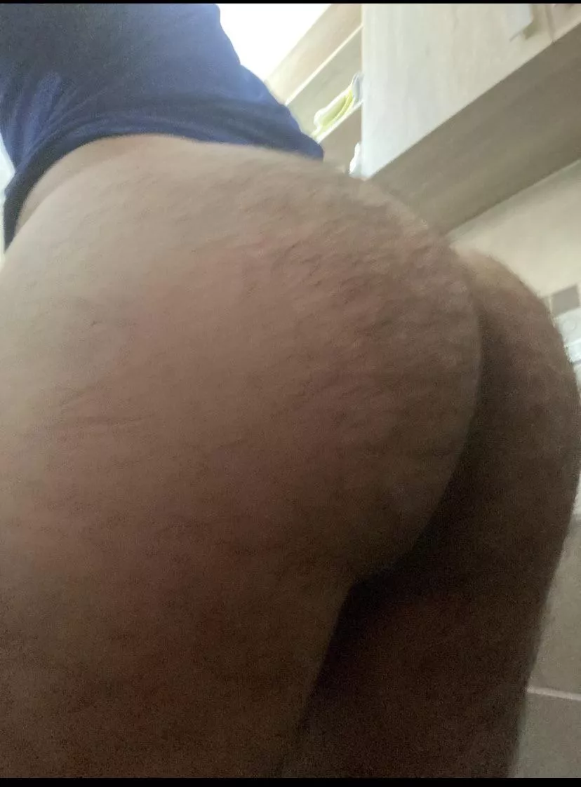 22 bubble butt hairy ass looking for dom to cam. Snapchat: predestinador 22 bubble butt hairy ass looking for dom to cam. Snapchat: predestinador