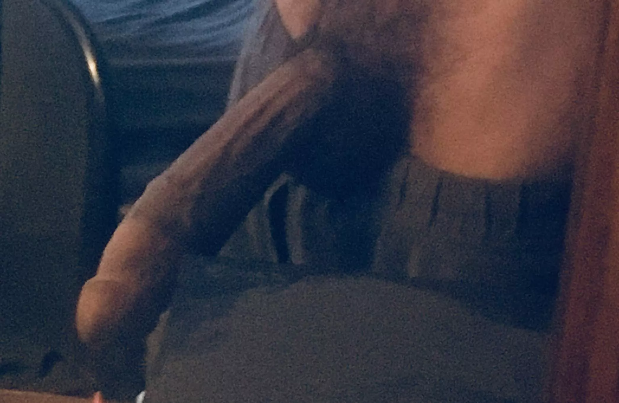 [22] Lookin for a fat bubble butt to play with😈💦 send ass pic first KIK: taymoney1237