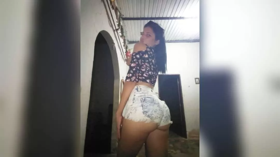 (22) years old🍓 [F] Latina girl😼[$elling]🔥 Nice and Carefull to Obey 😋🍑 〽️ Sexting crazy sesions And Live Cam 🥵🥵 🐰Custom Sex Tapes 🍌 And lesbian 🔥 Kik:prettyasszhandra Snapchat:Keri_mendo