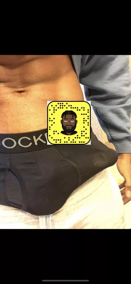 24 bbc for your wife/gf/mom/sis dm me puppy if wanna see my big cock and my cum 🔥🔥