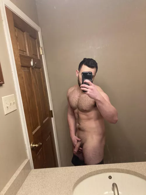 25, 5’7 165
