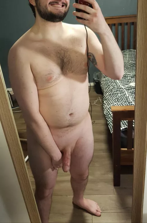 25 Hello, new to reddit.