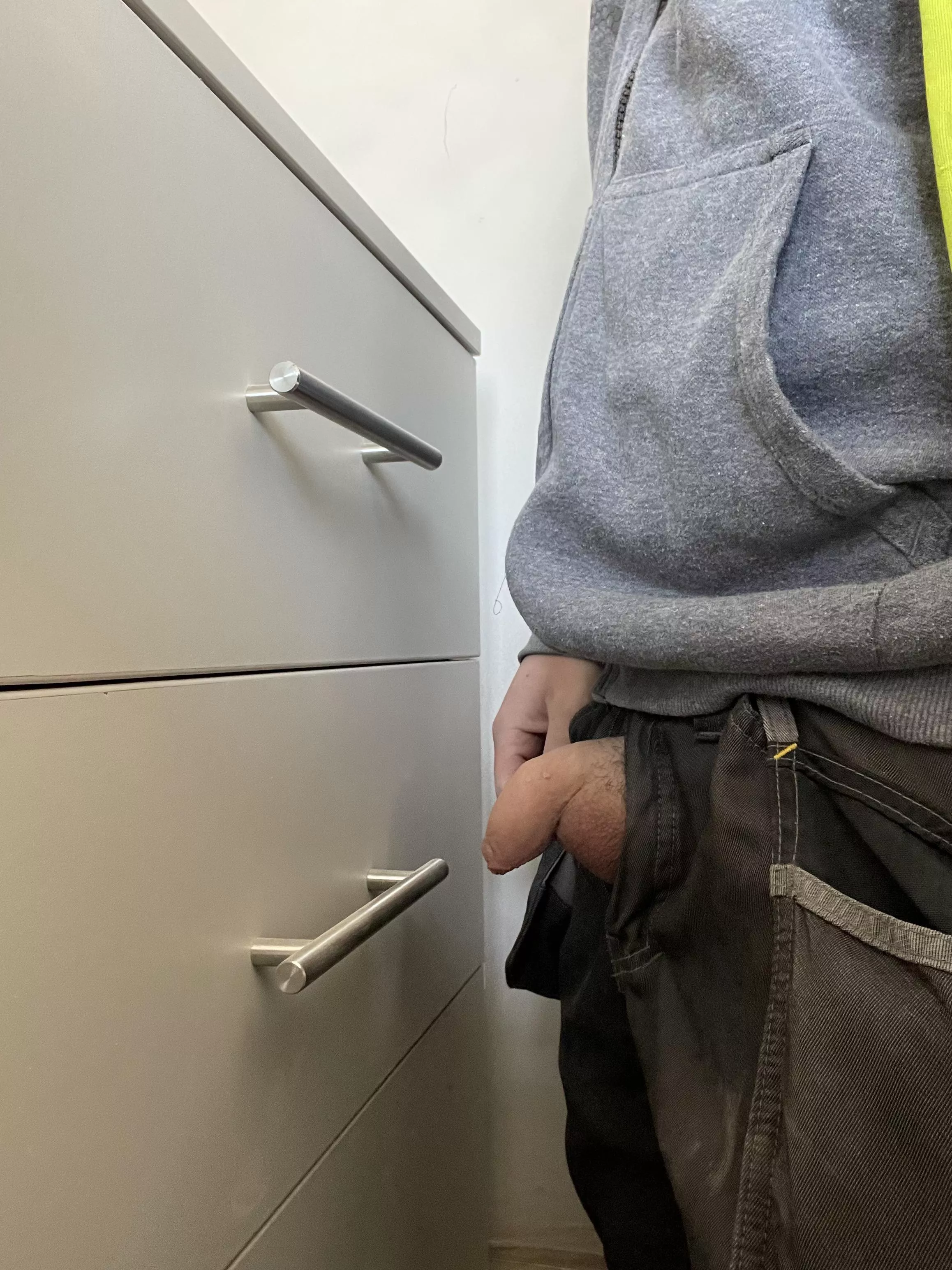 (26) would you mind having me like this whilst I worked in your house 😉