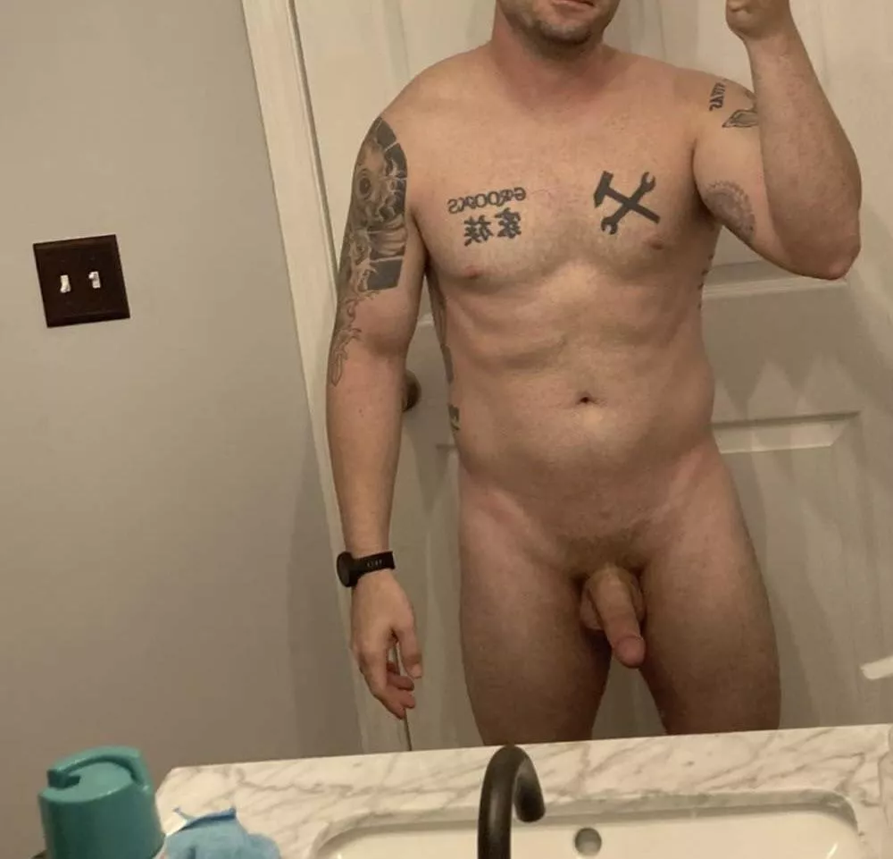 32 5’6” 170 pounds some days I’m good with it some days I feel nasty.