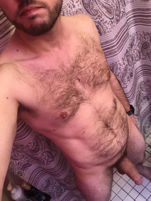 (32) Who’s getting hot and steamy with me? 😜🚿