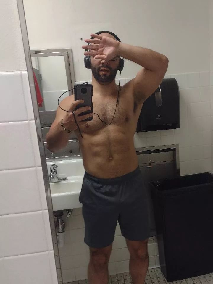 32m bull NYC late April, Chicago mid-May