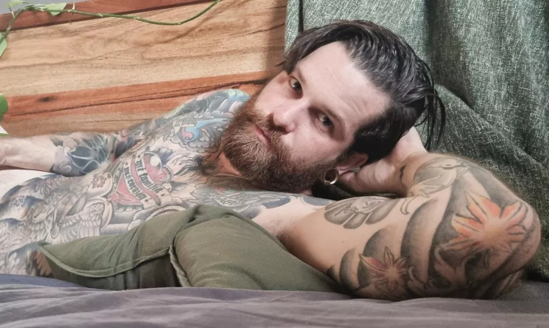 (34) lazy day in bed..don't mind if I do