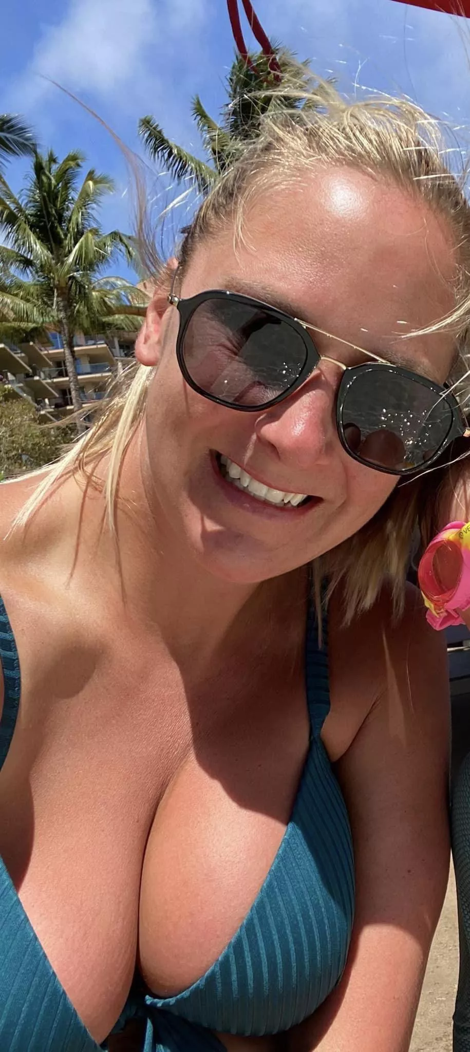 36 MILF barely contained