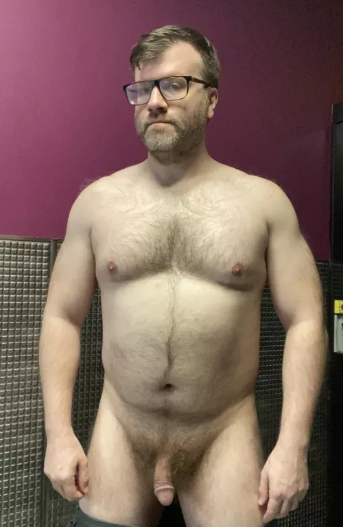 42 5’7” 195 - Feeling pretty good about my dadbod