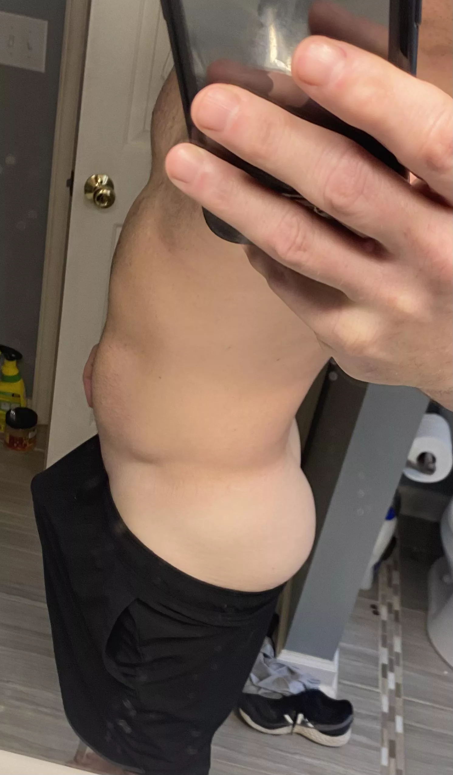 [48] think anyone would notice me going commando at the gym?