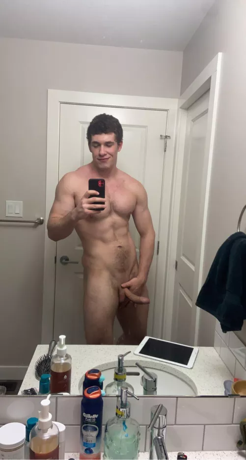 6’4” 220lbs and ready to pound your ass