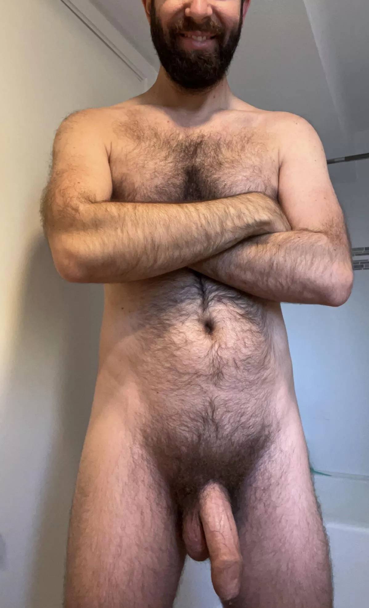 6’5” and 200 lbs. Do you like big men?