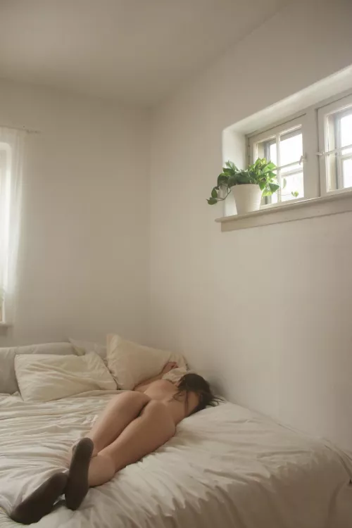 a casual self portrait from a year ago :-) i miss my white walls 😭