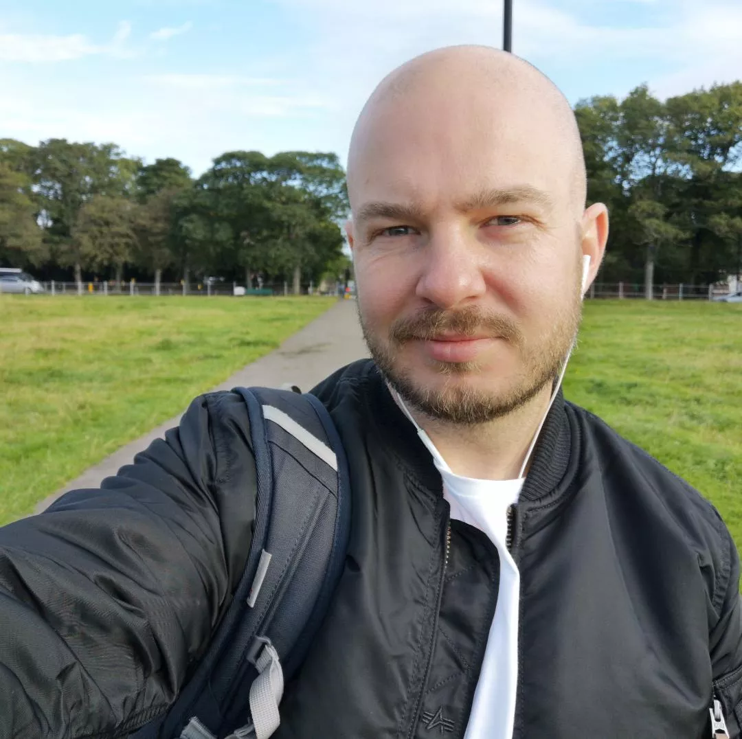 a stroll on my cake day