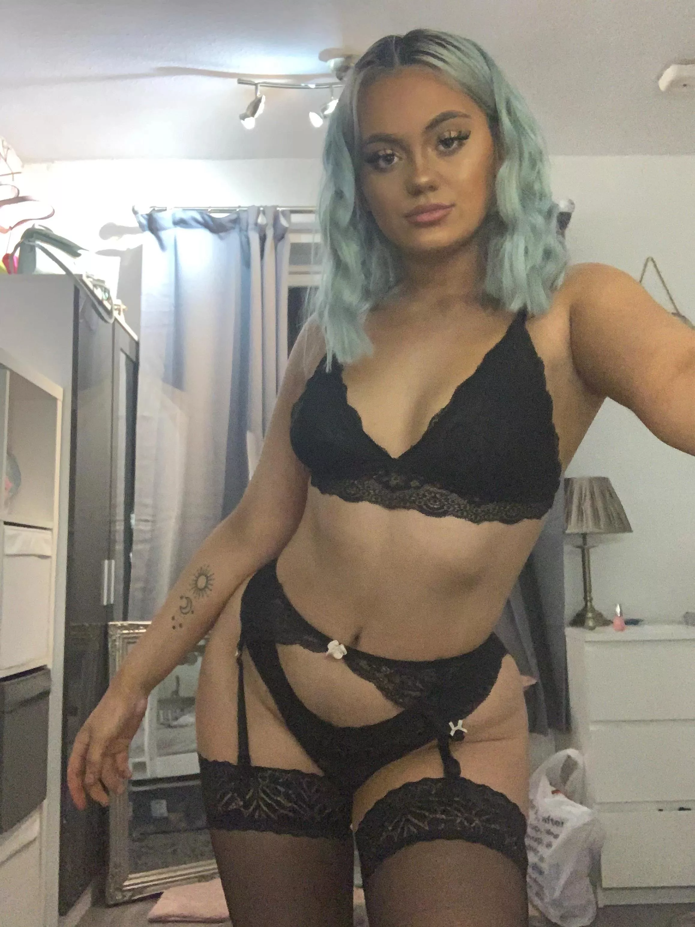 Abbie is so dank, even better without the underwear🤤