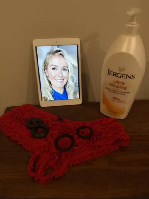 About to give her all of my sexual energy for an hour or so 😈