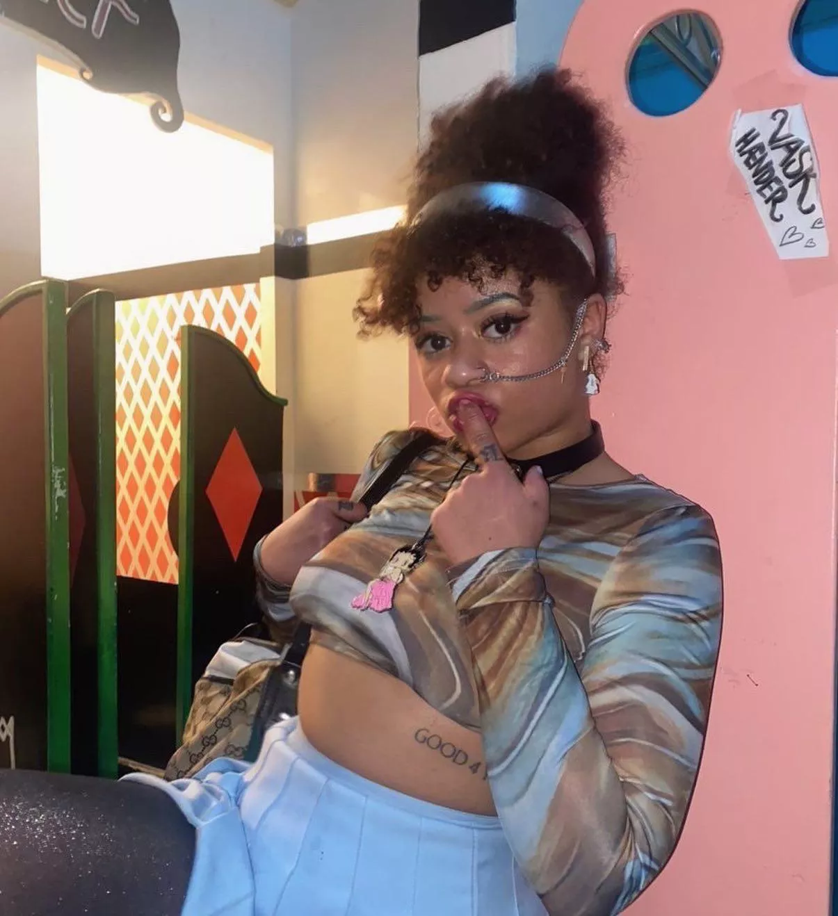 Accessories make the fit 💗