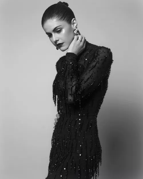 Alexandra Daddario (03/27/22)