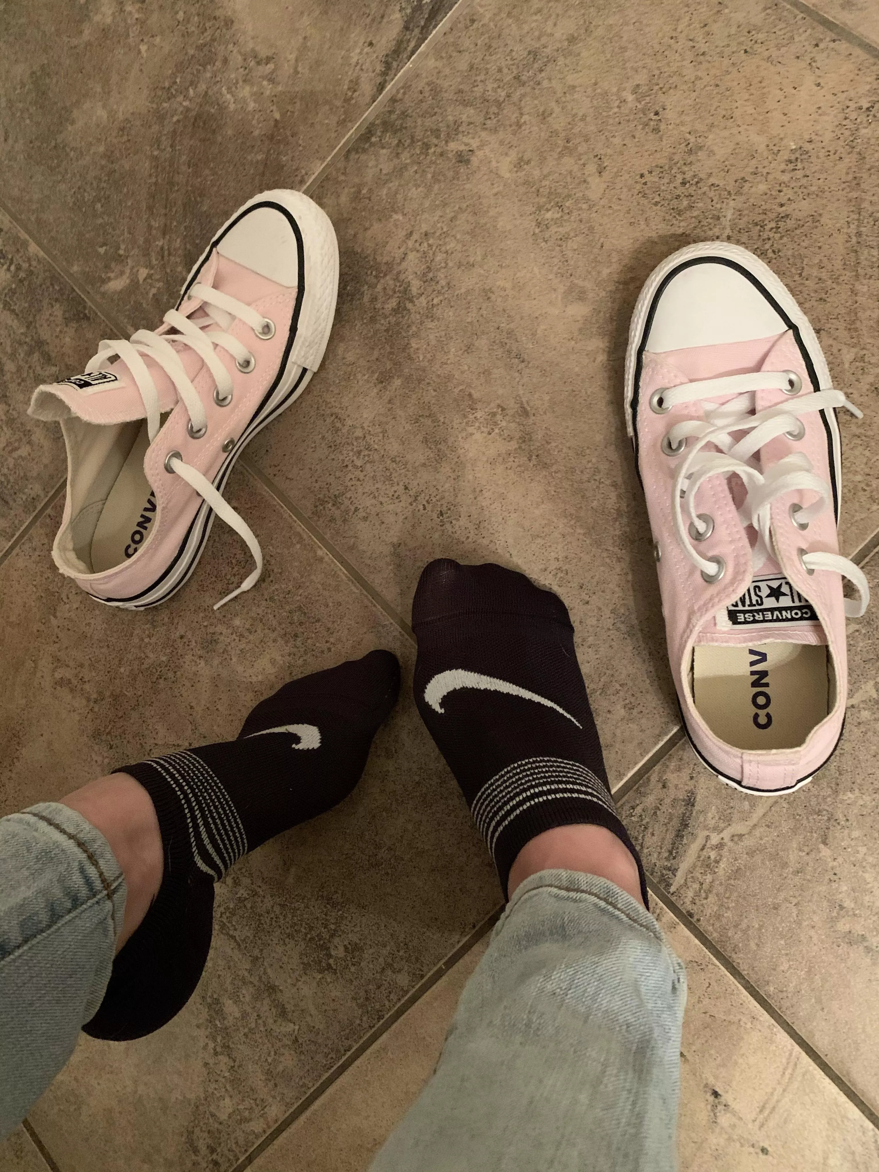 Am I a bad girl for mixing Nike socks with some cute converse? 😇