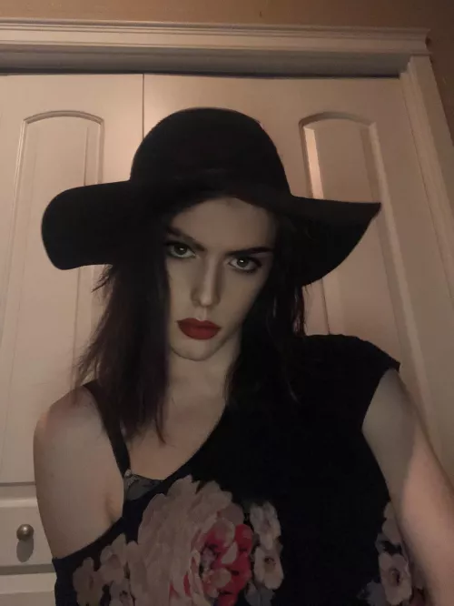 Am I a cute enough witch?