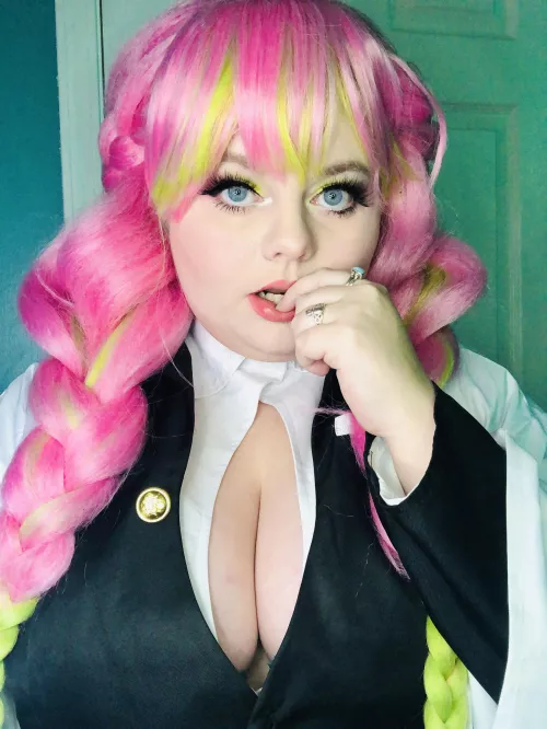 Any Demon Slayer fans here?💖