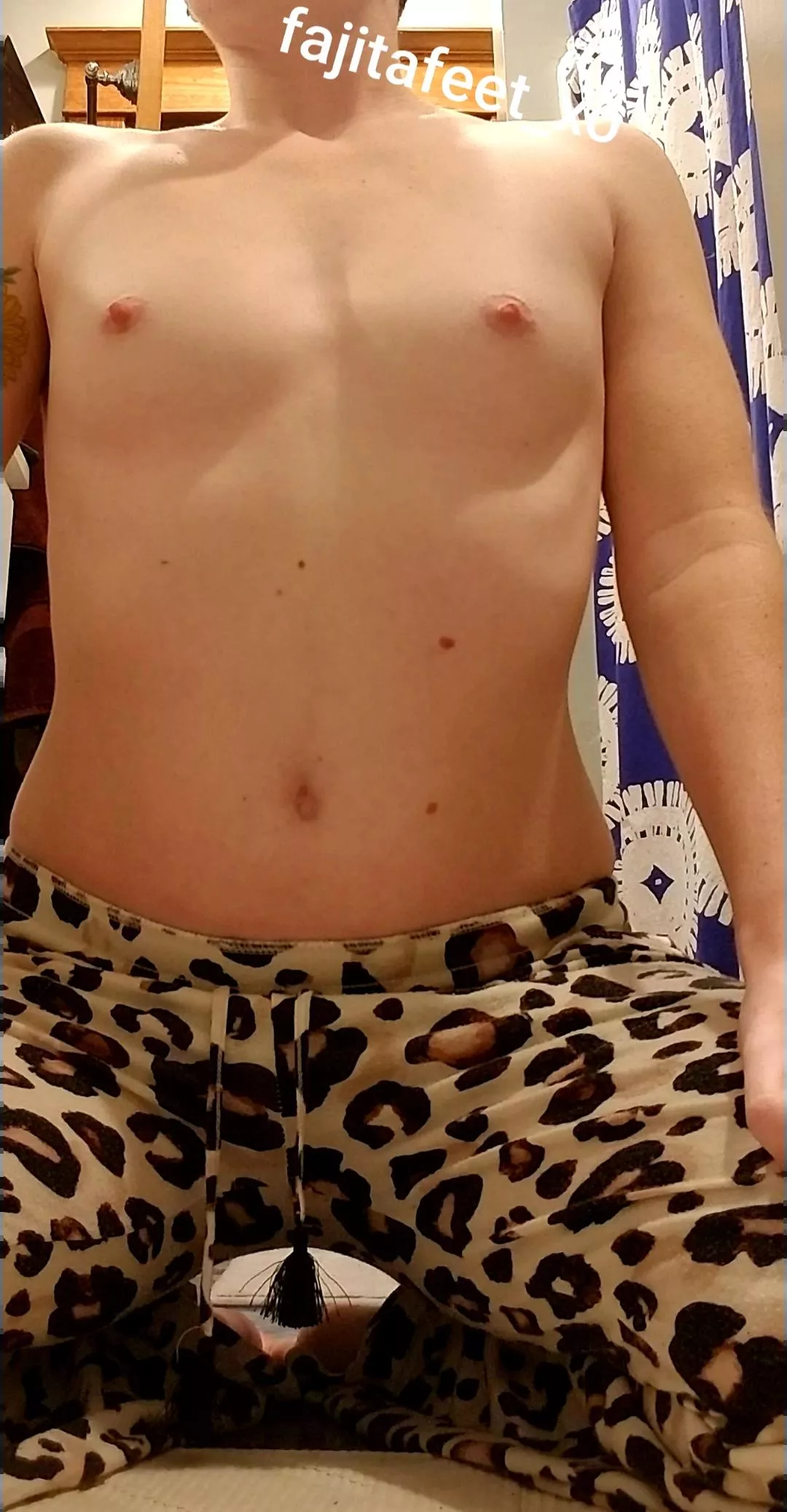 Any volunteers to worship some tiny tits tonight? I promise to worship your dick in return