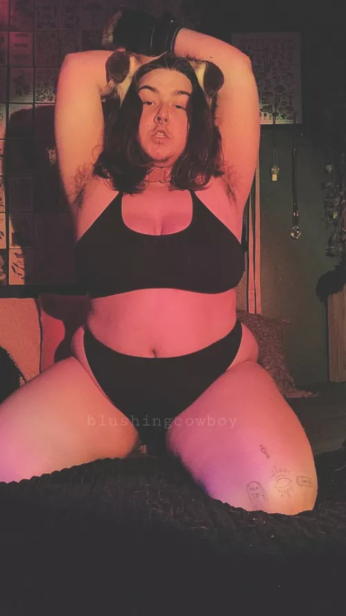 any1 need a dog i can bark and chase the mailman away 🐶🐾