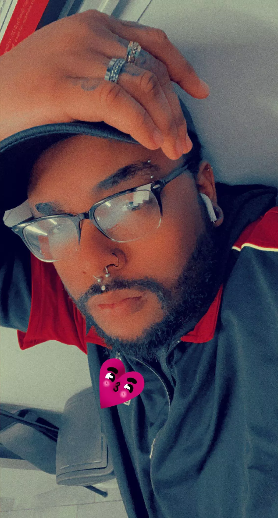 Anyone down to game later?? Debating if I want to restart Elden Ring would love someone to tag along ✌🏾