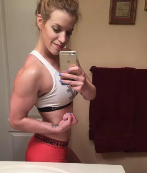 Anyone else love their delt dimples?