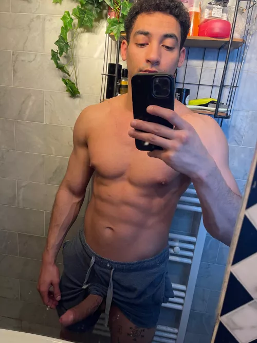 Anyone interested in some penis? 🍆😈