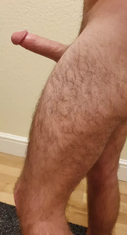 Anyone like hairy legs?