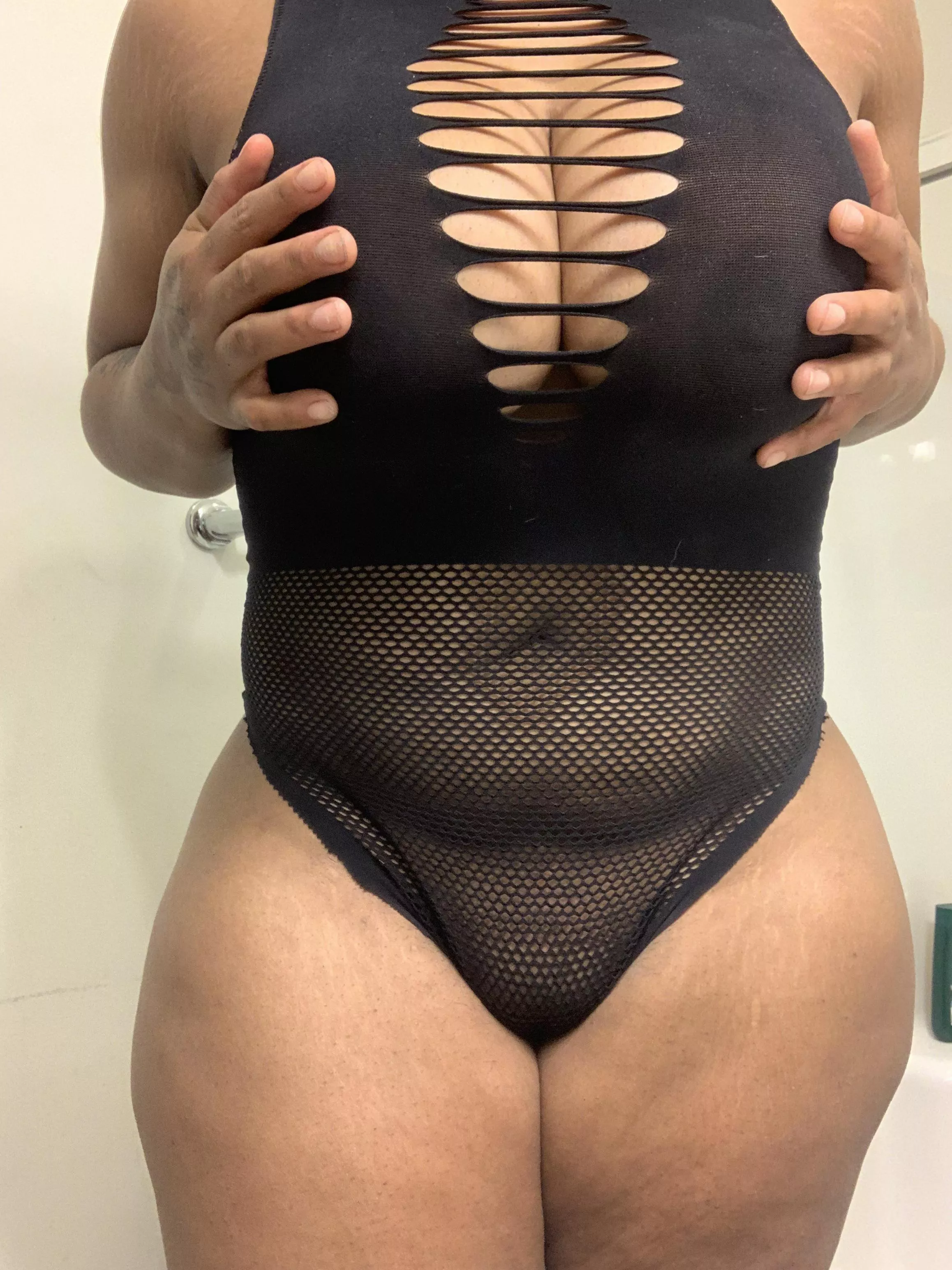 Are you into chubby girls? Are you into chubby girls?