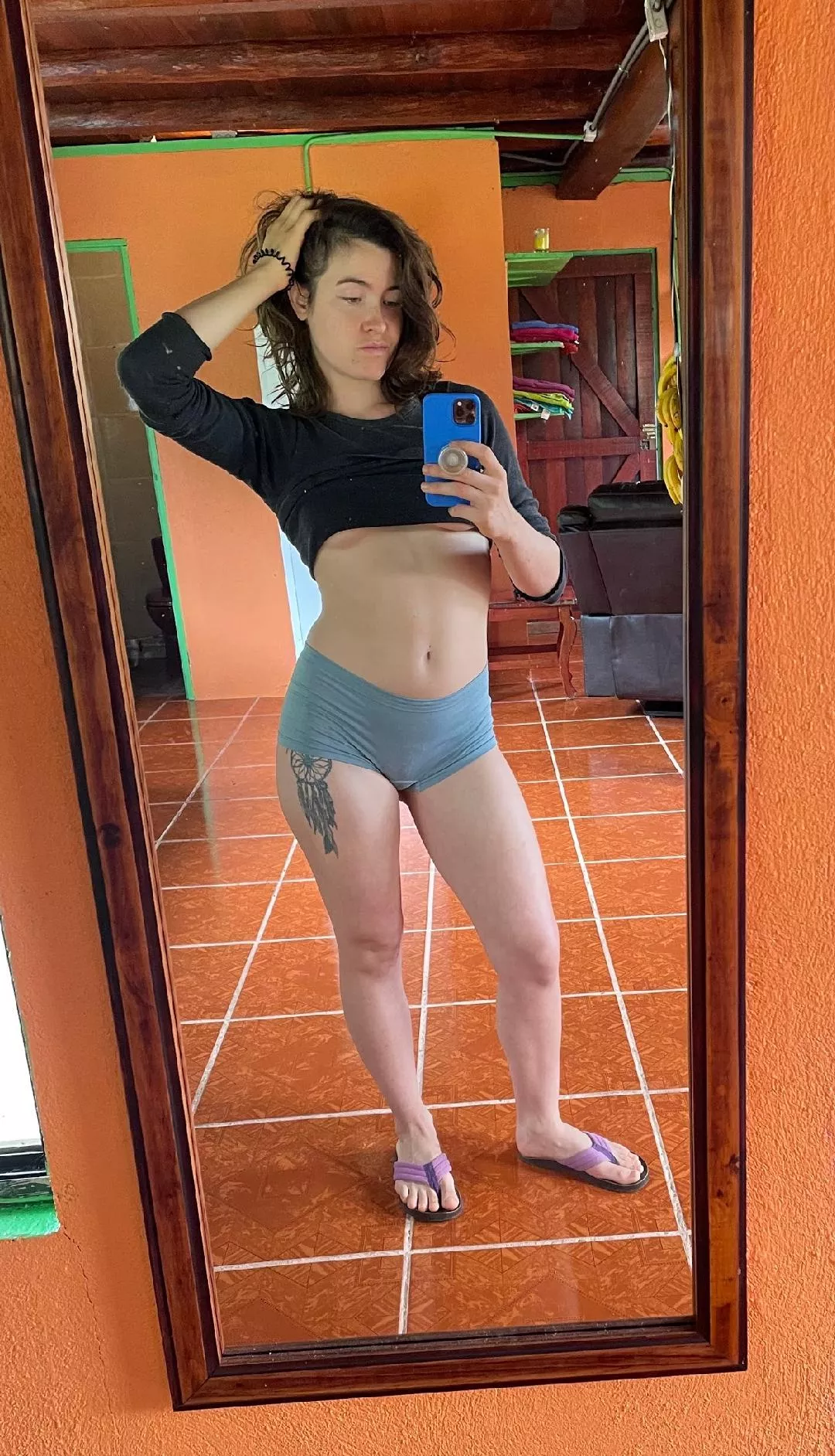 Bad hair day still a thicc cutie though [F]