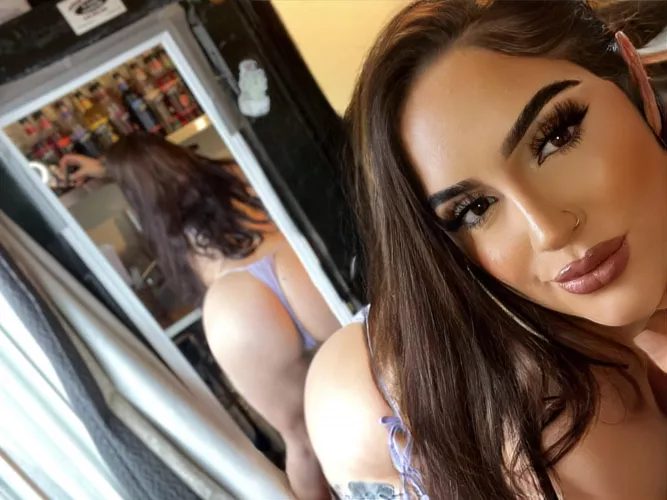 @bbygurlsunshyne Hello Monroe🌻 Come warm up on this extra wet and rainy afternoon with one of my yummy specials🌦💕 Here @paradiseespresso until 8 pm!🌴☕️ See you soon 💋 19090 US-2 Monroe WA