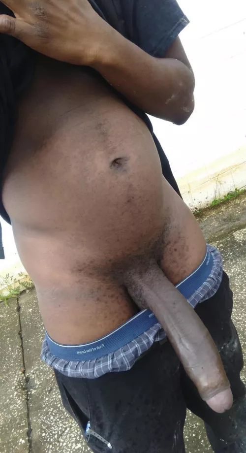 Be a good lil slut and get on your knees 🍆 and open wide. Snap: dd.lavish kik: freshwwg