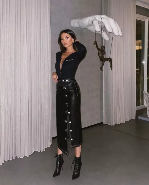 Beautiful Nathalie MILF in a Long Leather Skirt x