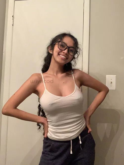 Been playing too much game today, now I need some cuddles 😩😩