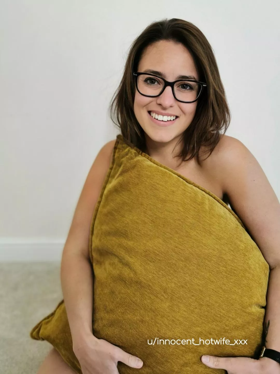 Being a shy wife 😇