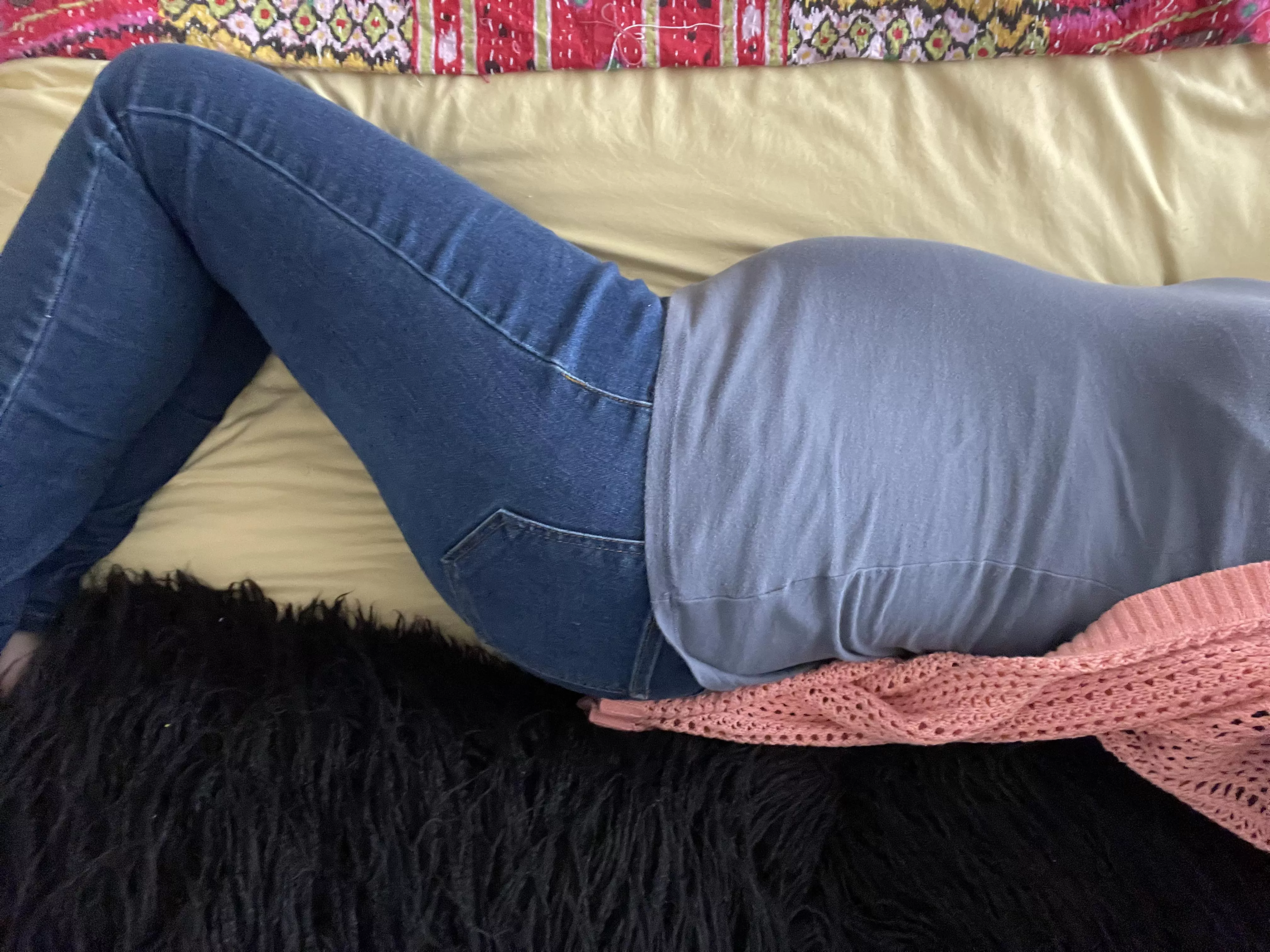 Belly finally making its debut. Give it some love. 💕