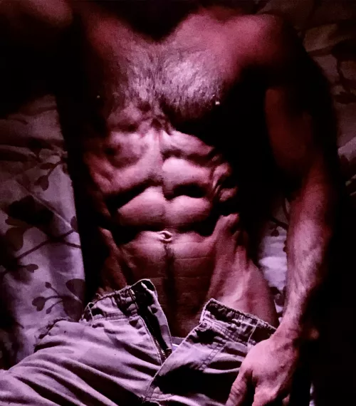 Bright peaks n’ Dark valleys