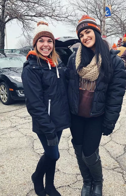 Brown fans all wrapped up