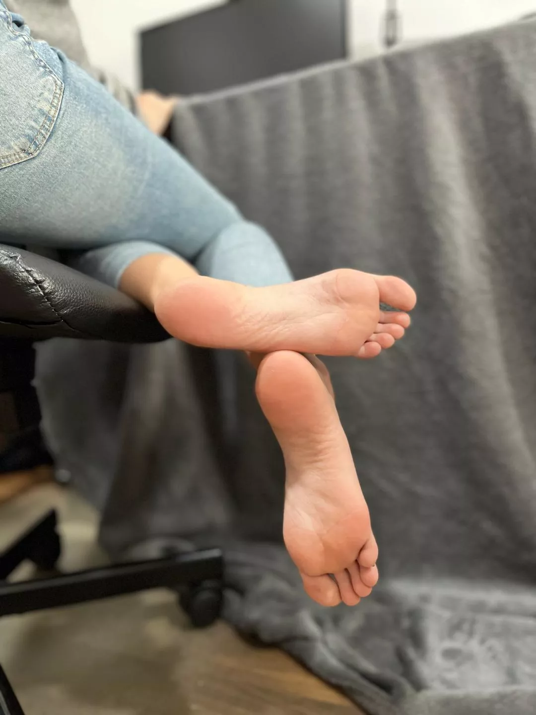Bury your face in your coworker soles