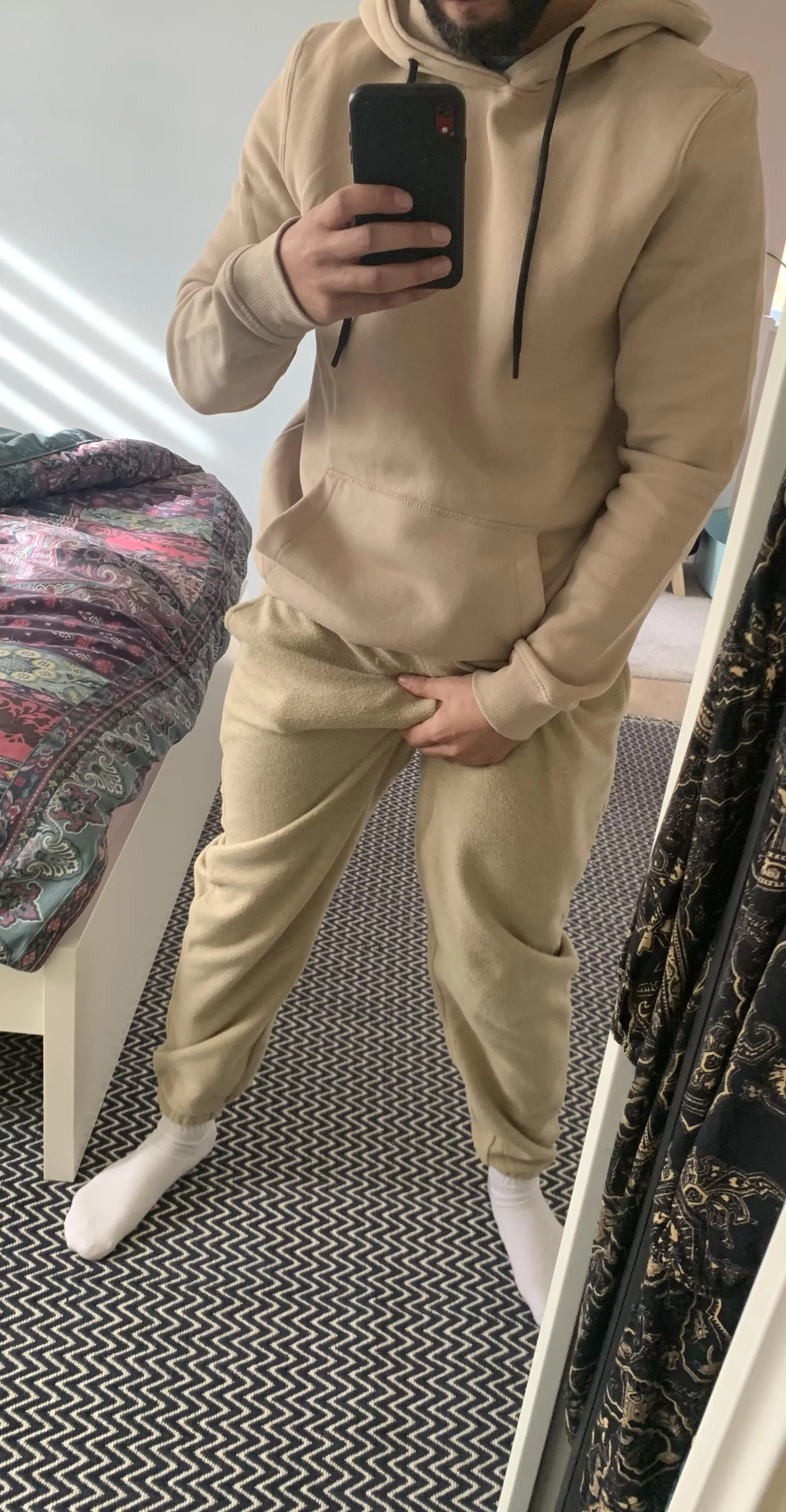 Can a fully clothed pic get some attention ?