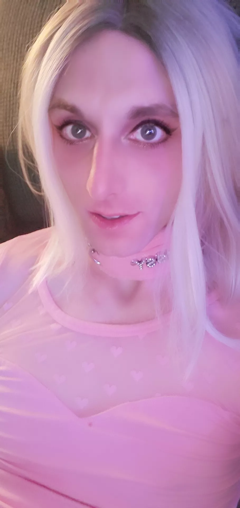 Can I pretty please suck your cock? 🤗