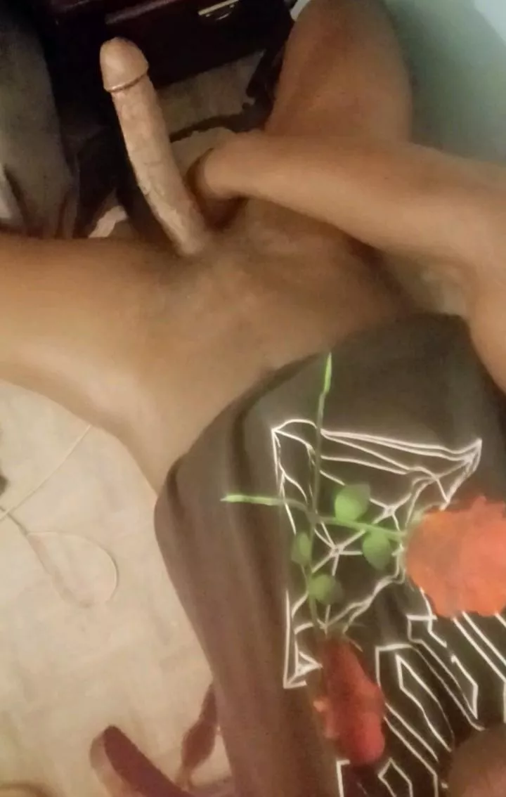 can someone make my other leg go down 😁