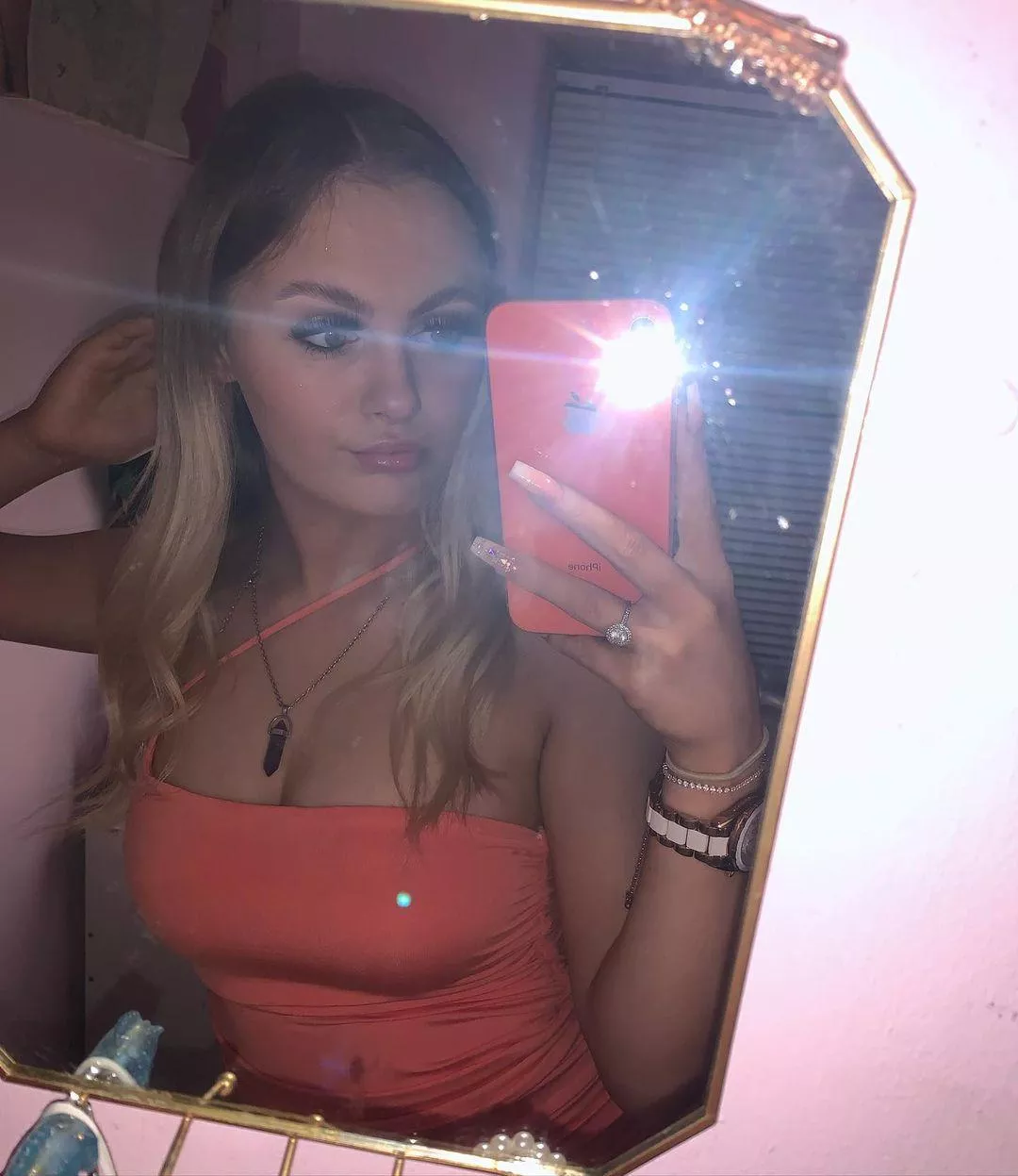 can someone trib me please